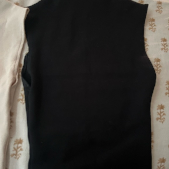 Tops - Picture 3 of 6